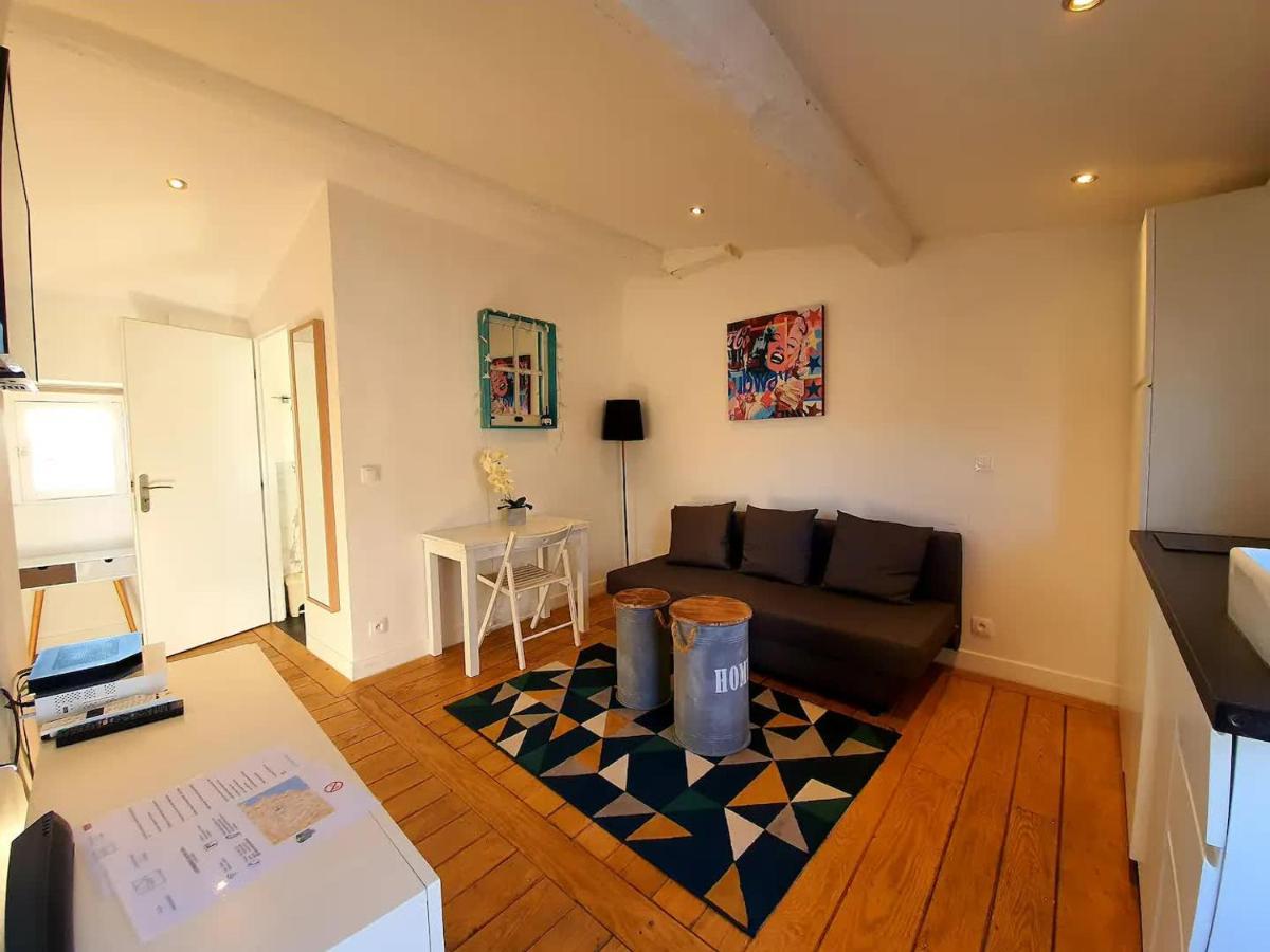 Freshly Tastefully Renovated Apartments In Heart Of Old Αντίμπ Εξωτερικό φωτογραφία
