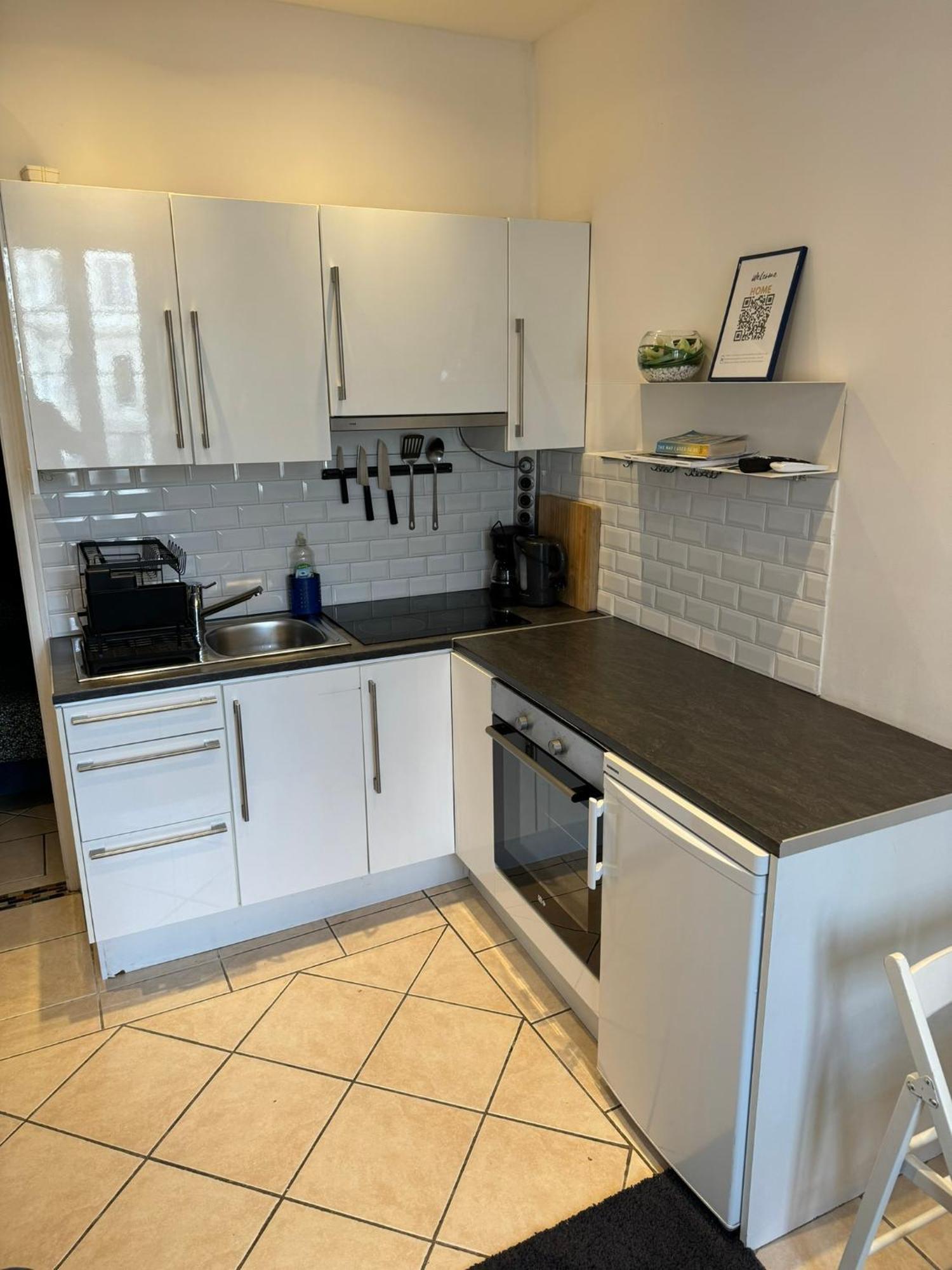 Freshly Tastefully Renovated Apartments In Heart Of Old Αντίμπ Εξωτερικό φωτογραφία